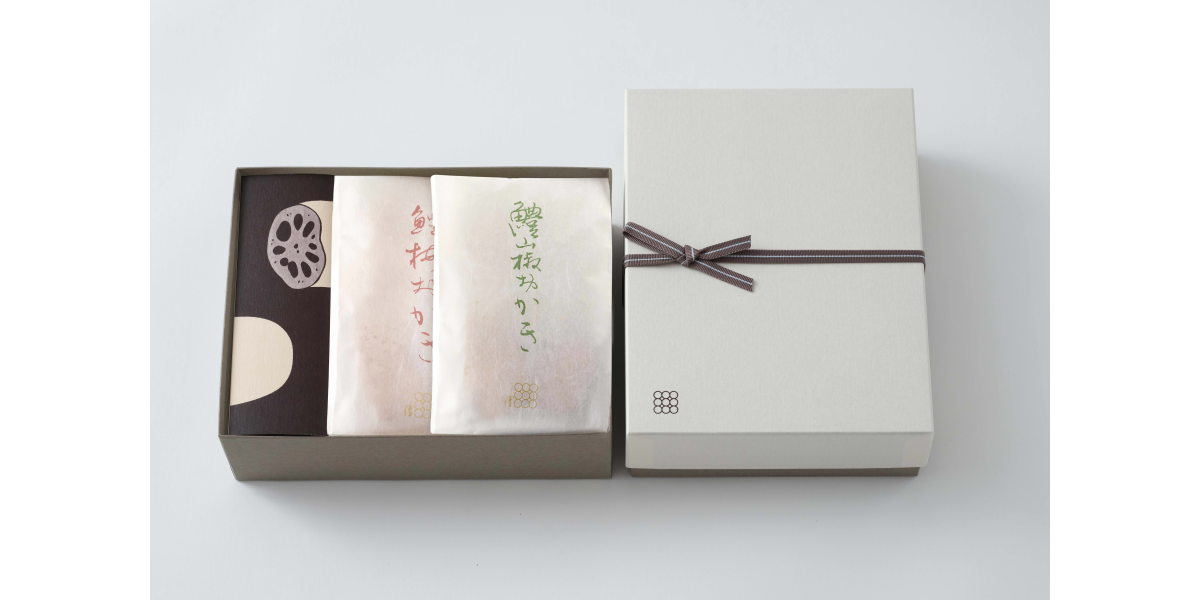 紫野和久傳 丸の内店 | 蓮もち・鱧おかき2種詰め合わせ | TANOMO GIFT