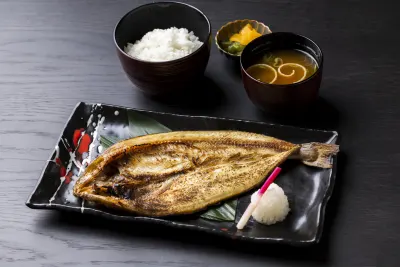 北海道　紋別直送　真ほっけ開き干し　焼魚膳