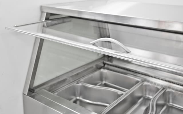 Woodson Self Serve Cold Food Display