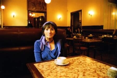 Herma Kennel im Cafe