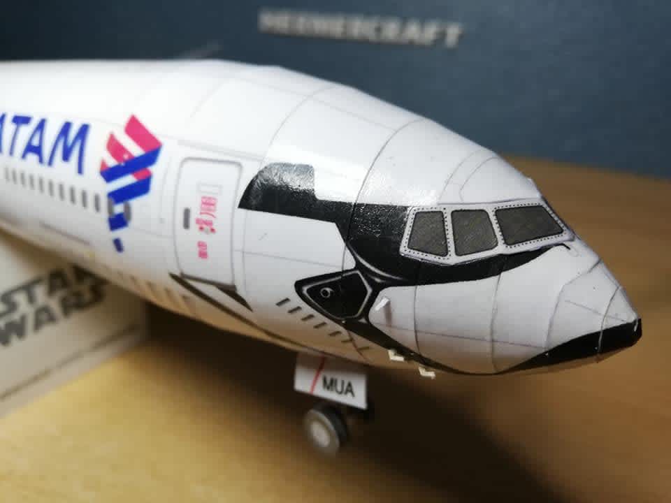 Hermercraft - Boeing 777-300ER Latam Stormtrooper