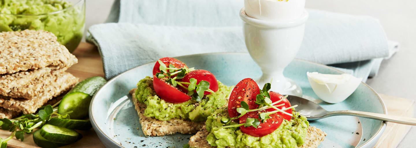 Avocado mash med glutenfri Semper Frøknækbrød