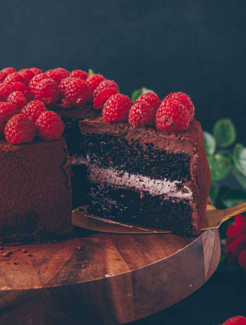 Himbeerschoko-Torte_1900.jpg