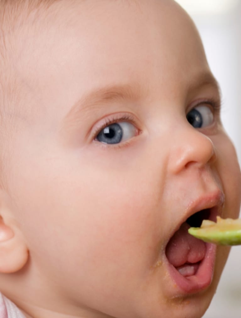 Babymad fra 4 måneder - begynd med smagsportioner