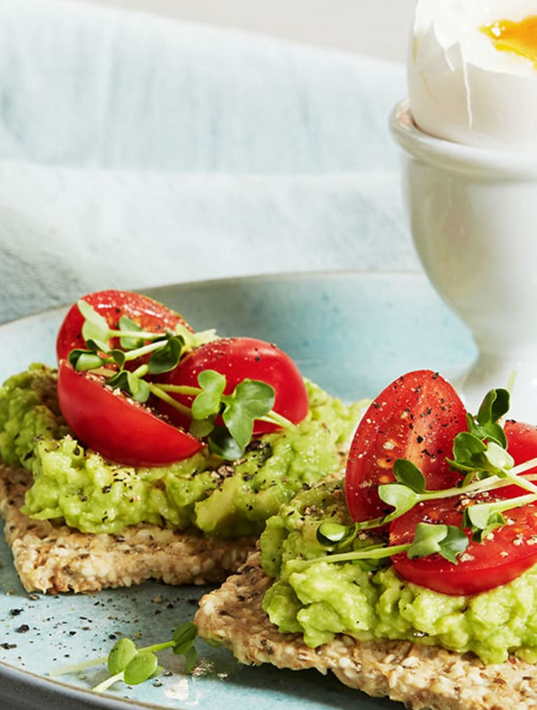 Avocado mash med glutenfri Semper Frøknækbrød