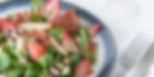 Ensalada italiana de espárragos y fresas