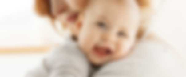 Baby på mors skulder - Semper Børnemad