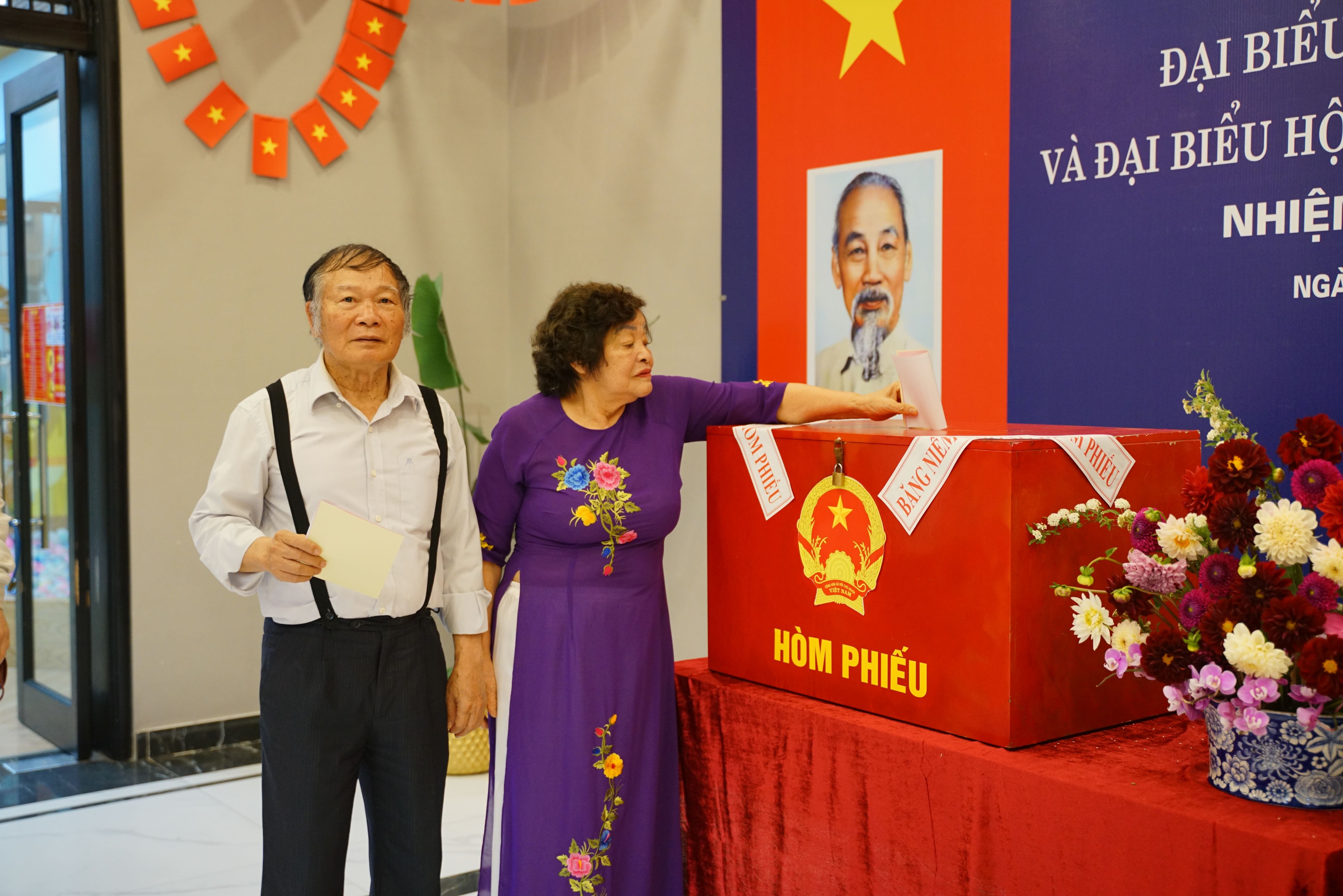 Khu vực bỏ phiếu số 12 - TDP 14: Ngày hội Bầu cử diễn ra an toàn, dân chủ và thành công