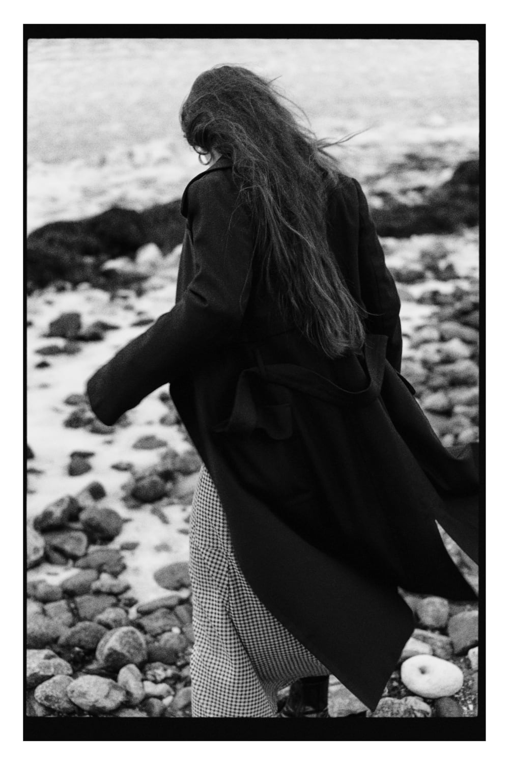 Joakim Hertze &mdash; Swedish portrait and editorial photographer &mdash; Sara by the sea, image 13