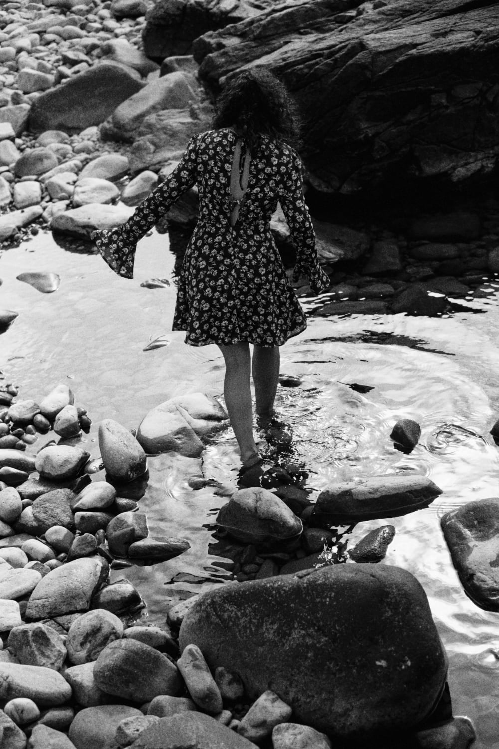 Joakim Hertze — Swedish portrait and editorial photographer — Bee at Hovs Hallar, image 10