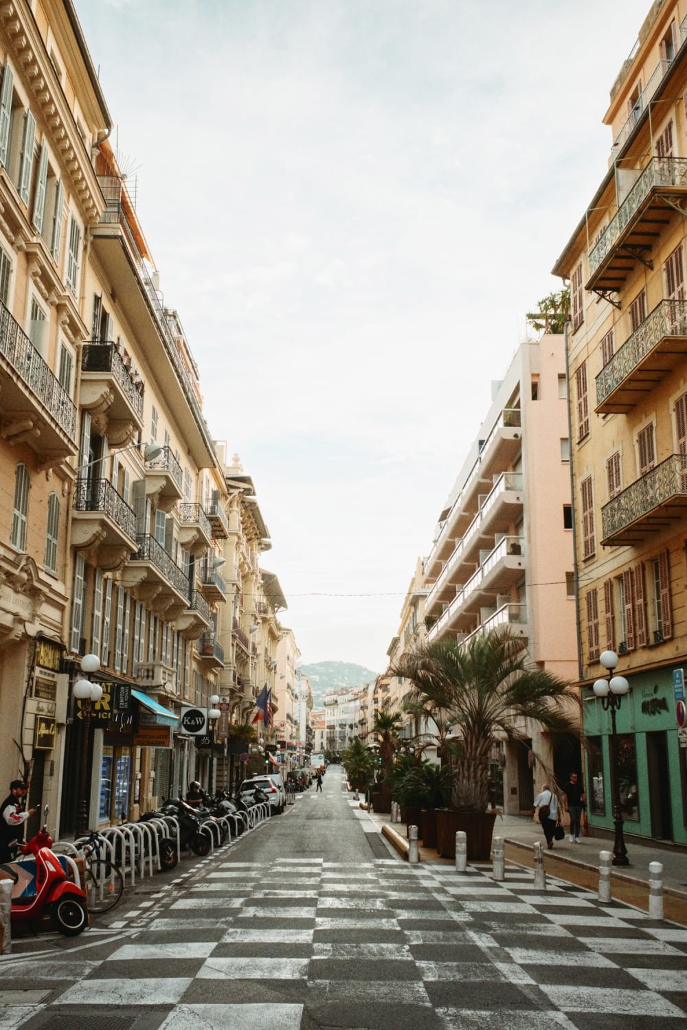 Joakim Hertze — Swedish portrait and editorial photographer — Nice and Antibes, image 4