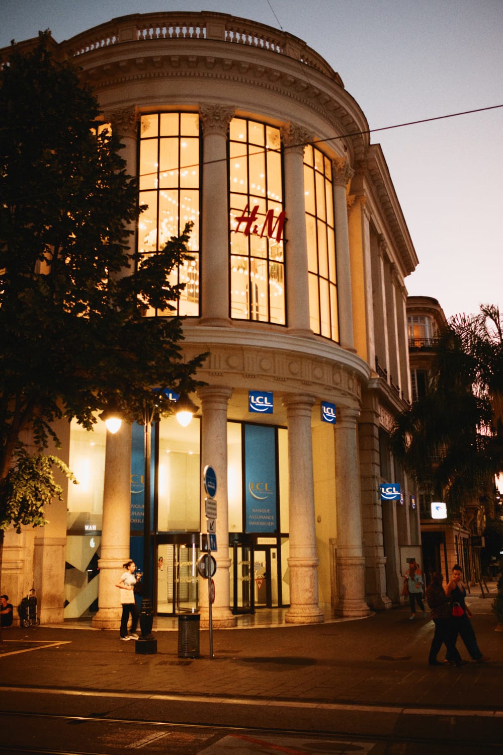 Joakim Hertze — Swedish portrait and editorial photographer — Nice and Antibes, image 6