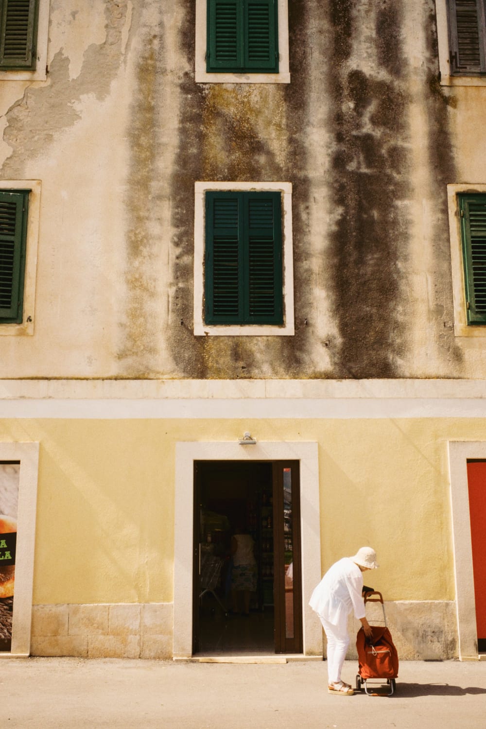 Joakim Hertze — Swedish portrait and editorial photographer — Supetar, image 41