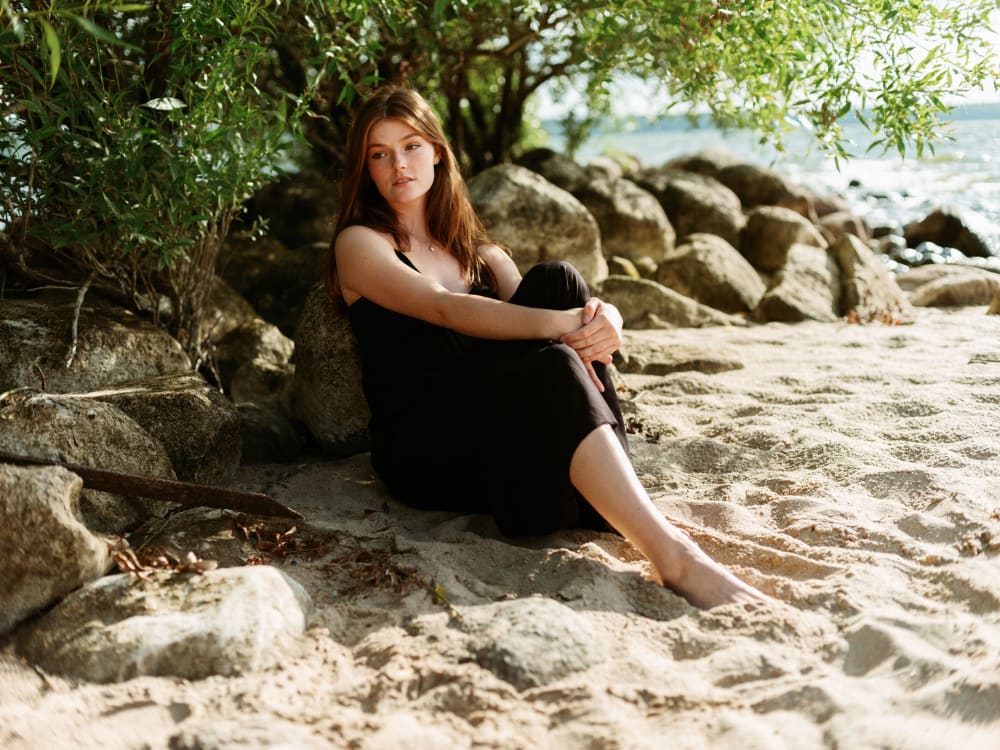 Joakim Hertze — Swedish portrait and editorial photographer — Tuva Skog, Vombsjön, 2023, image 1