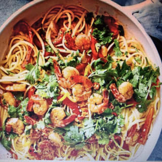 Garnelen-Pasta mit Tomaten und Spinat, Foto 1