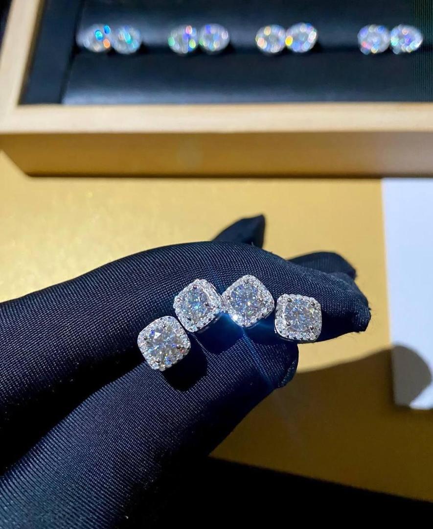 *White Diamond VVS Moissanite Earrings 💎💎 — Diamonds 💎 — Rose Fashion