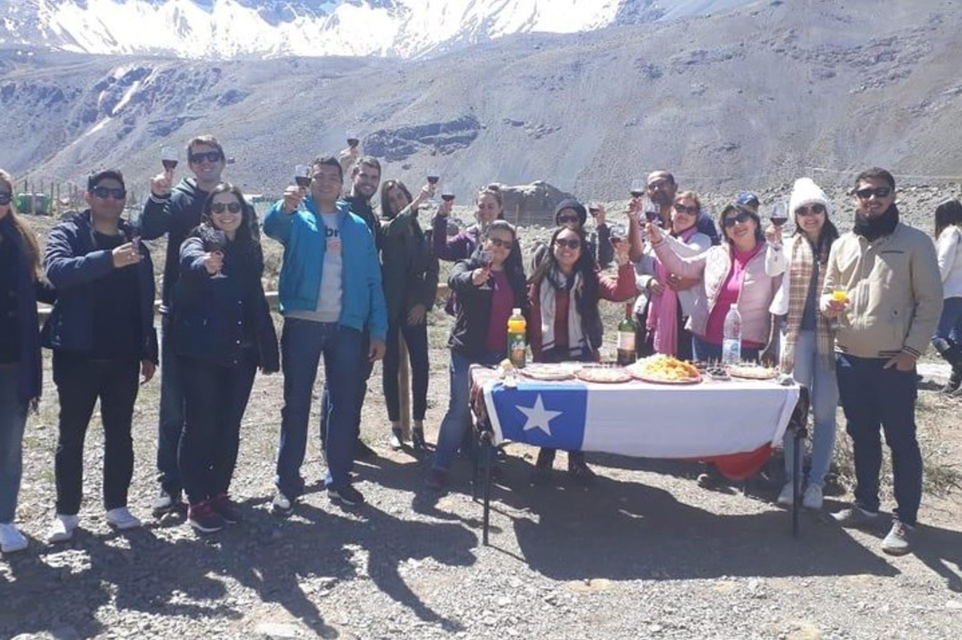 Small Group Tour Cajon del Maipo with Hotsprings plus Picnic and