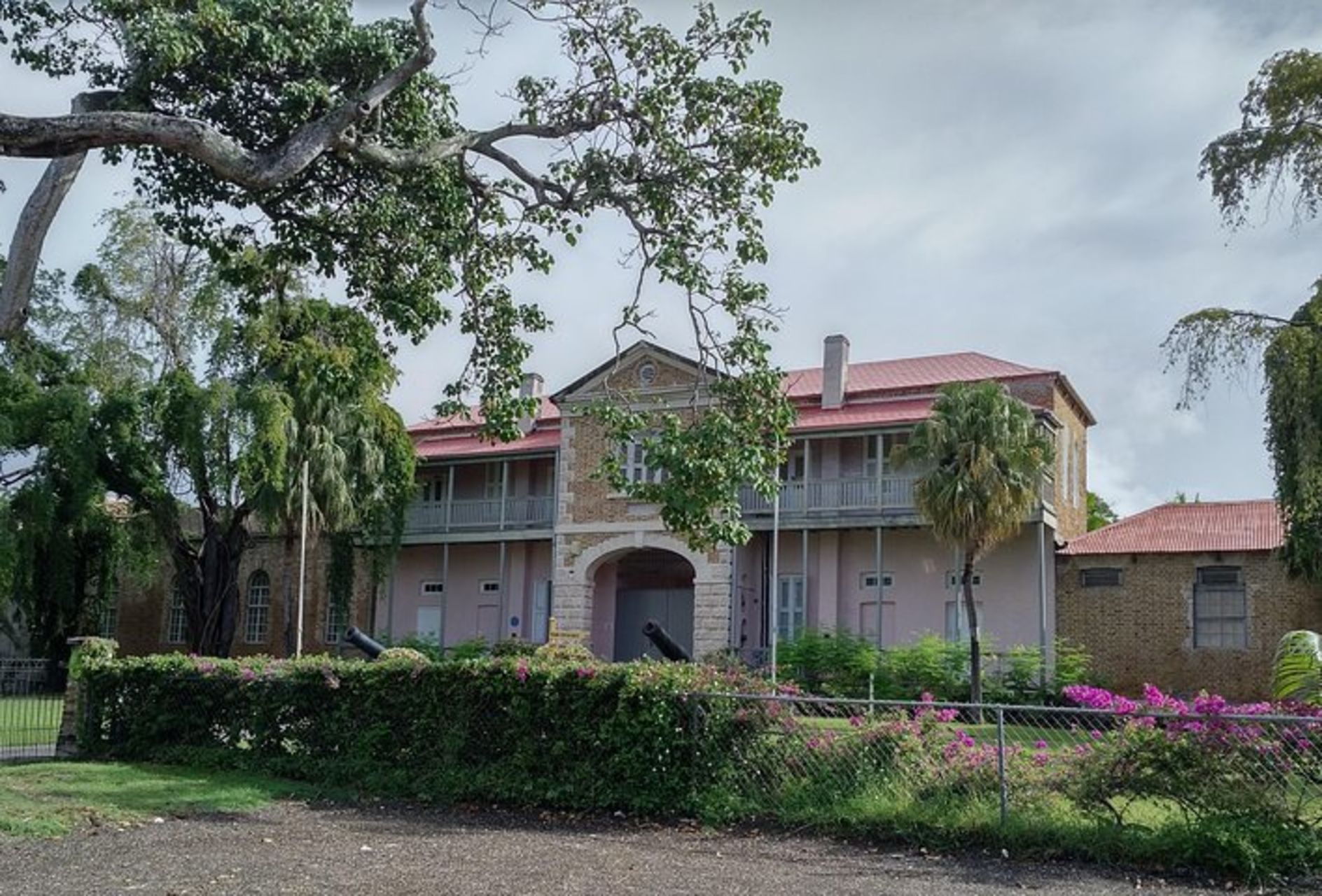 Walking Tour of The Historic Garrison and its Museum A Military Story