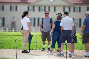 Gardens & Groves Tour