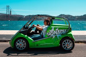 1-Hour Tour of Alfama or New Lisbon