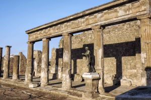 Pompeii Tour & Amalfi Coast Day Trip by Car