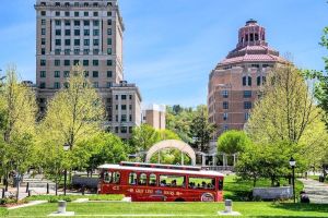 Asheville Hop-On Hop-Off Sightseeing Trolley Tour