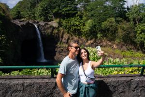 Big Island Highlights Tour: Coffee, Turtles, and Waterfall
