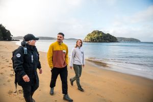 Stewart Island: Guided Wilderness Walk