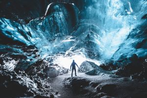 Reykjavik: 3-Day Winter Minibus Tour | South Coast, Ice Cave & Golden Circle
