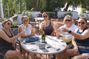 Montserrat, Lunch and Winery with Hotel Pick Up From Sitges