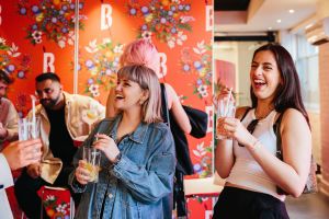 Borough Market & Beefeater Gin Distillery Small Group Tour