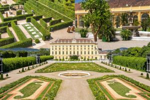 Schönbrunn Palace: Exclusive Gardens Ticket
