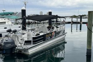 Peanut Island Palm Beach Sandbar Cruise - Private Tour
