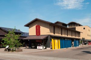 1-Day Aomori Tour, Hirosaki Castle and Takayama Inari Shrine