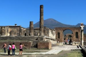 Amalfi Coast & Pompeii Small Group Tour