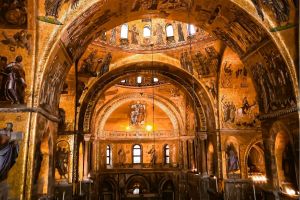 Skip-the-Line St. Mark's Basilica Entry with Audioguide