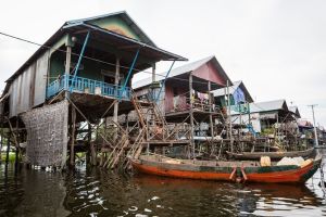 Kompong Phluk Floating Village Tour