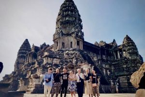 Private Transfer: Siem Reap to Phnom Penh