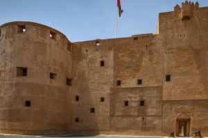 Nizwa Souq & Jabreen Fort Full-Day Tour