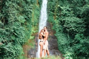 Lovina Dolphin Tour with Git Git Waterfall and Twin Lakes