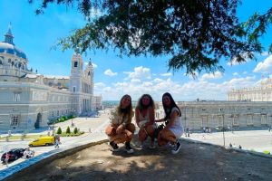 Madrid Essential Tour: Historic Center, Plaza Mayor & Royal Palace