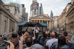 London Night Bus Tour with Live Guide