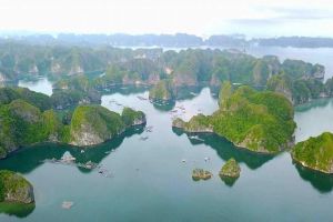 Lan Ha Bay 2-Day Cruise from Cat Ba