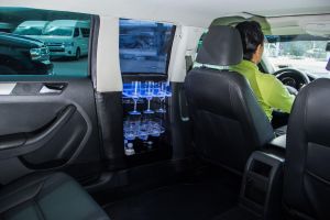 Luxury Sedan Transfer Playa del Carmen to Cancun Airport