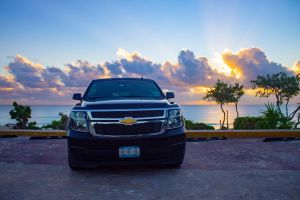 Luxury SUV Transfer from Akumal to Cancun Airport