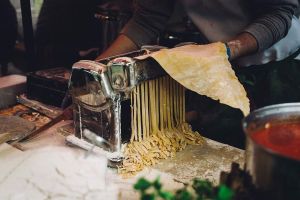Florence Pasta Cooking Class with Unlimited Wine