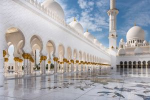 Abu Dhabi Sheikh Zayed Grand Mosque Tour