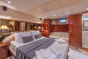 Luxury 24-Hour Yacht Stay in Istanbul