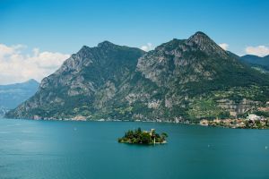 Lake Iseo & Franciacorta Wine Tour