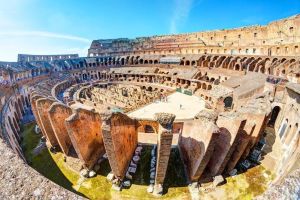 Exclusive Colosseum Arena & Roman Forum Tour